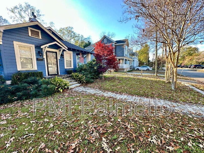 Building Photo - 2817 Columbia Ave