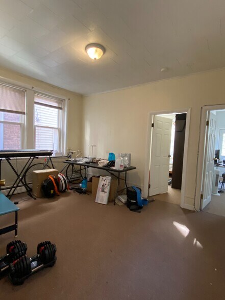 Building Photo - 55 Lubec St