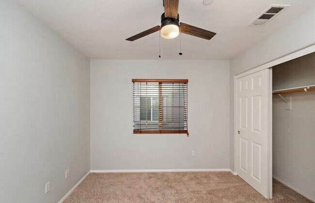 Building Photo - 4591 Sandano St