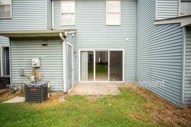 Building Photo - 137 Brent Ct