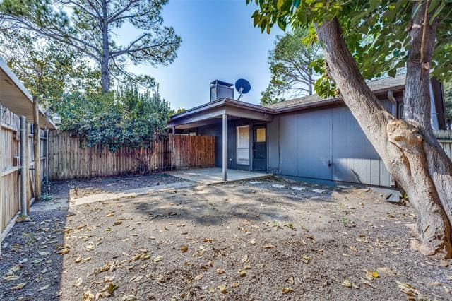 Building Photo - 2733 St George Pl