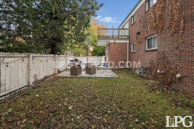 Building Photo - 4424 Westway St