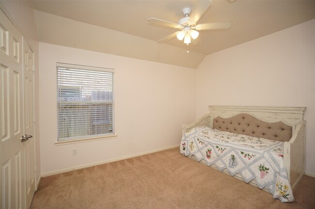 Building Photo - 26518 Blanchard Grove Dr
