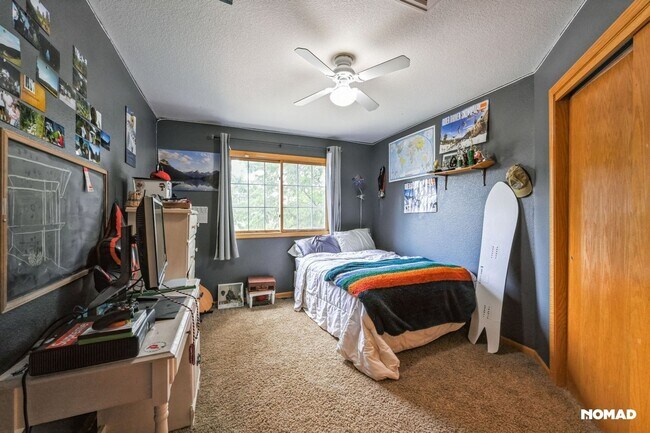 Building Photo - Stunning 4BR House in Fort Collins