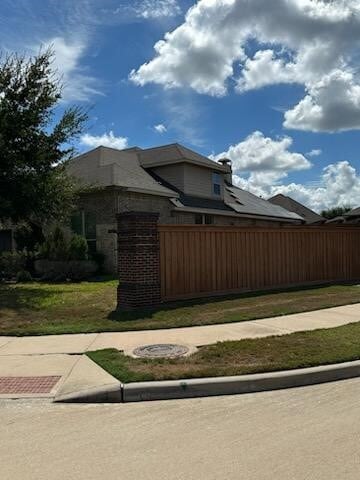 Building Photo - 16839 Kilgarth Dr