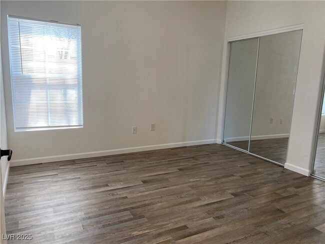 Building Photo - 9330 W Maule Ave