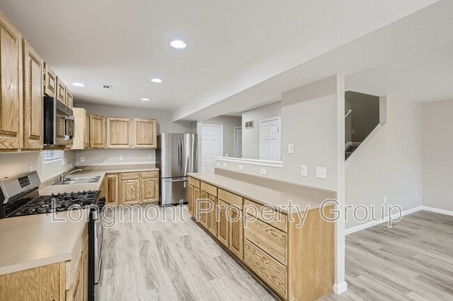 Building Photo - 303 Sweet Valley Ct