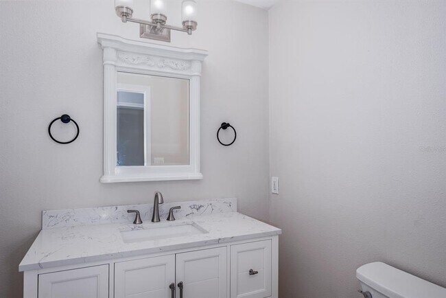 Building Photo - 590 Belle Point Dr