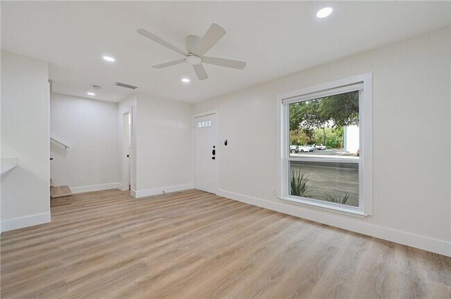 Building Photo - 3511 Alpine Cir
