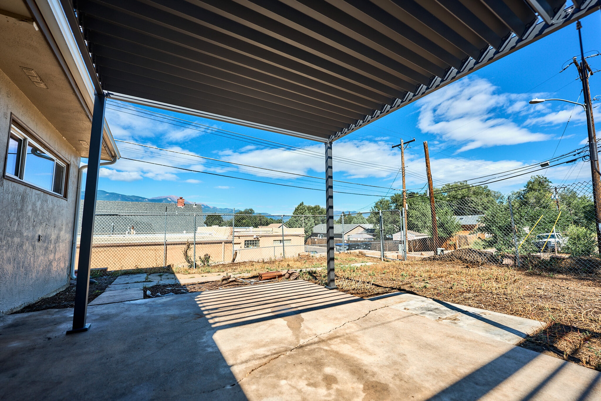 Louvered Pergola to enjoy the backyard! - 1116 E Fountain Blvd