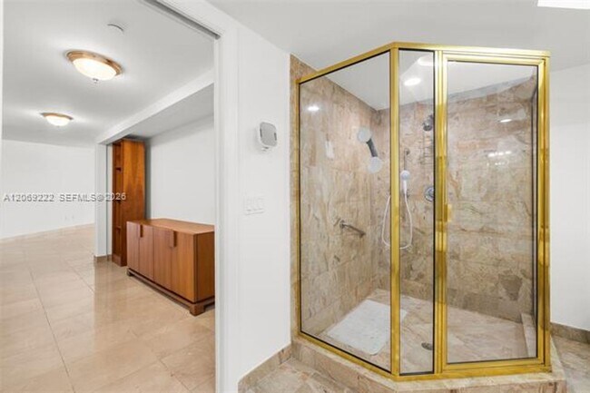 Building Photo - 9559 Collins Ave