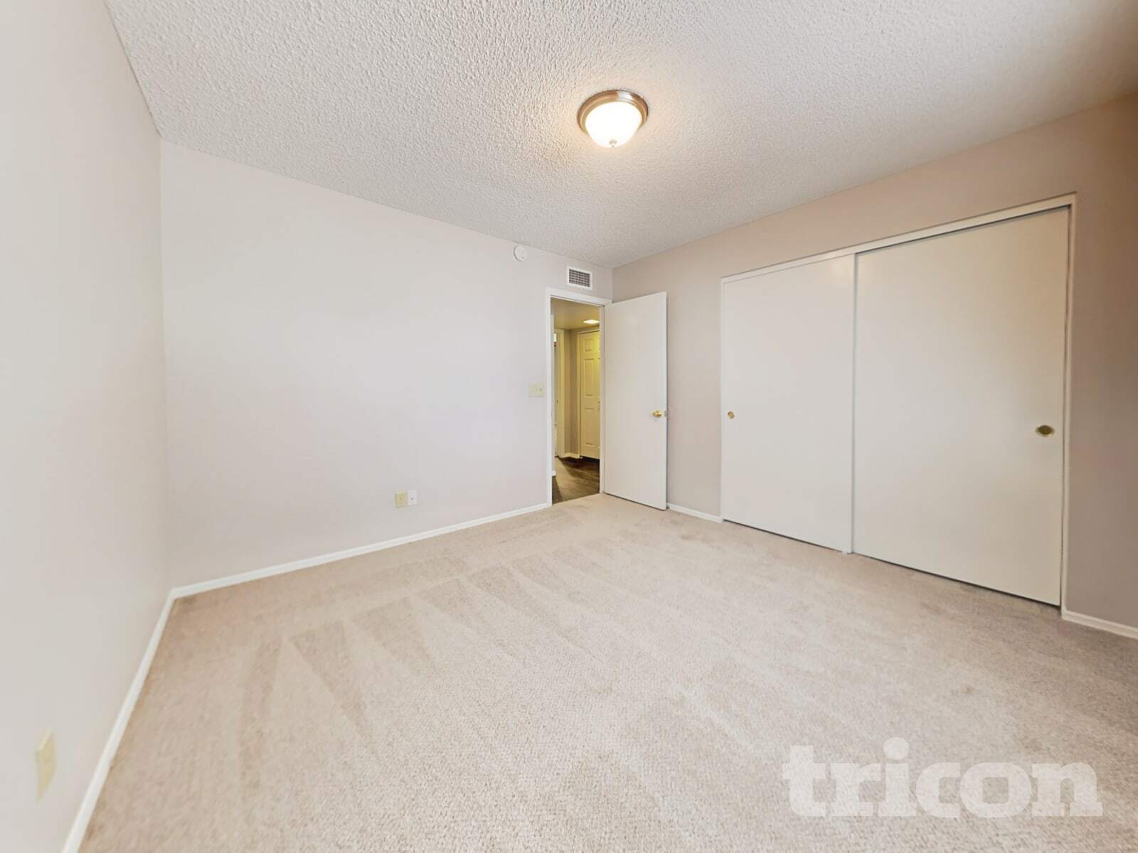 Building Photo - 8427 W Orchid Ln