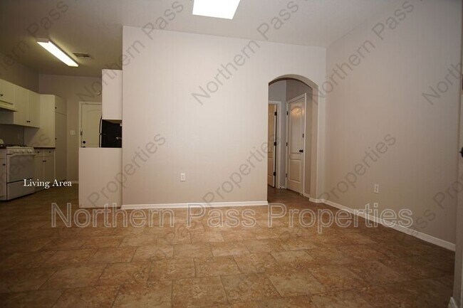 Building Photo - 8939 Marks St