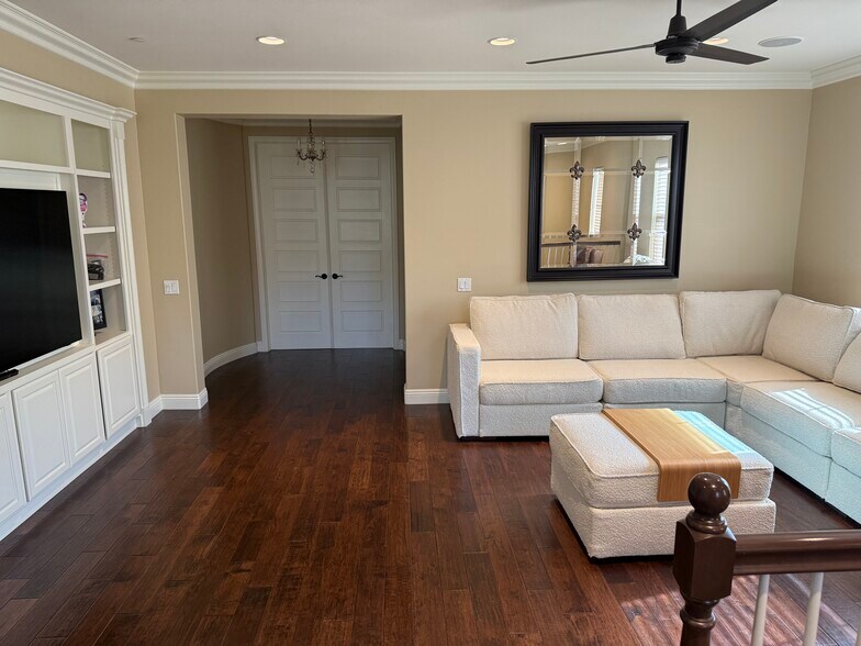 Building Photo - 22360 Driftwood Ct