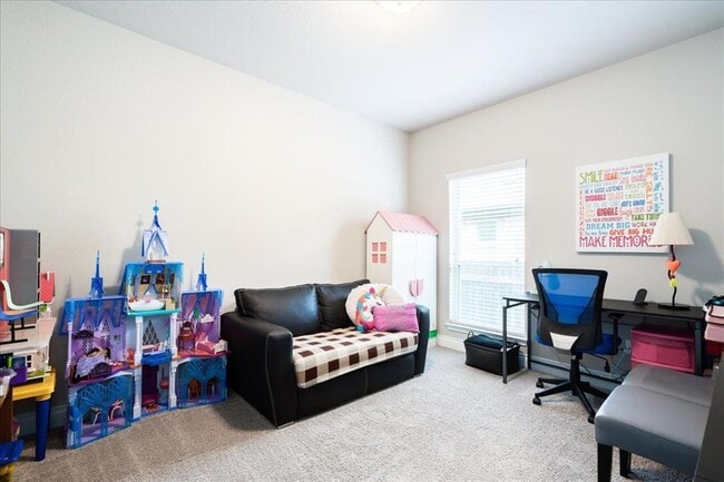 Building Photo - 217 Cherokee Rose Cir