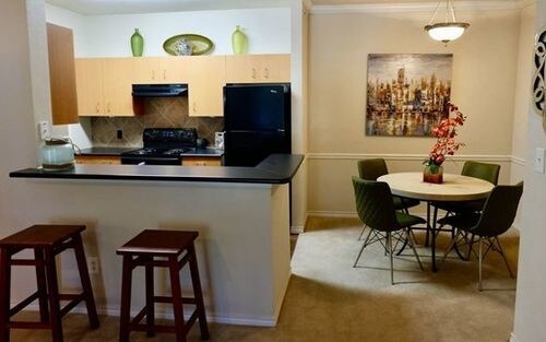 Building Photo - 11800 Dessau Rd