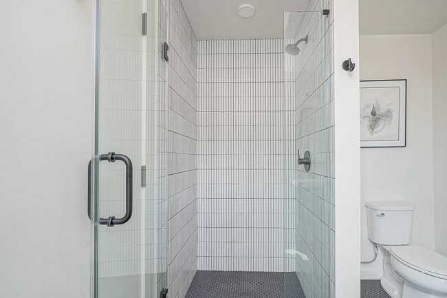 Building Photo - 1301 Bainbridge St