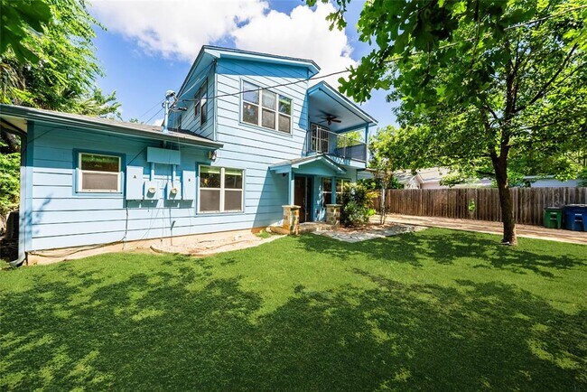 Building Photo - 4505 Red River St