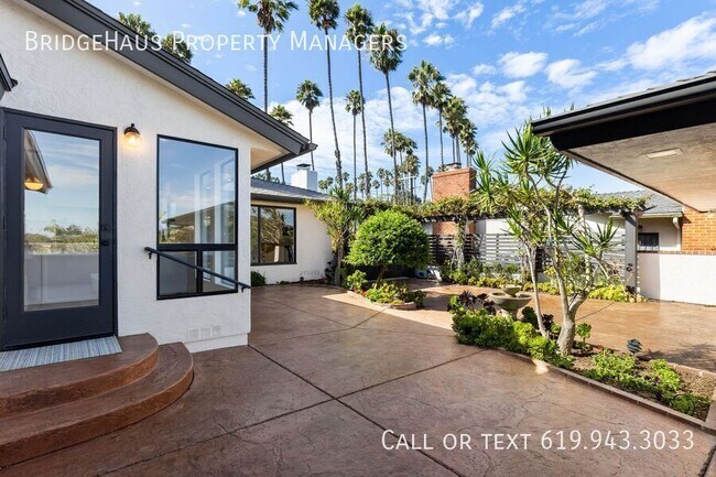 Building Photo - 821 Moana Dr