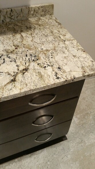 Building Photo - 1416 Hinman Ave