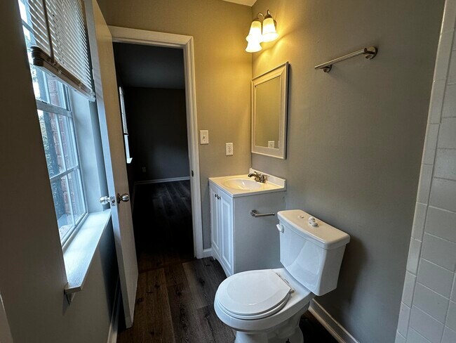 Building Photo - 4565 Rockdale Ct