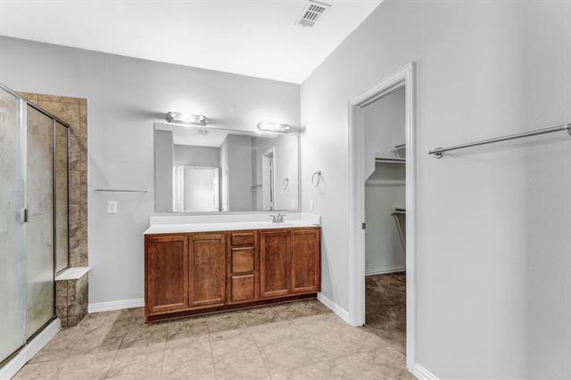 Building Photo - 4121 William Dehaes Dr