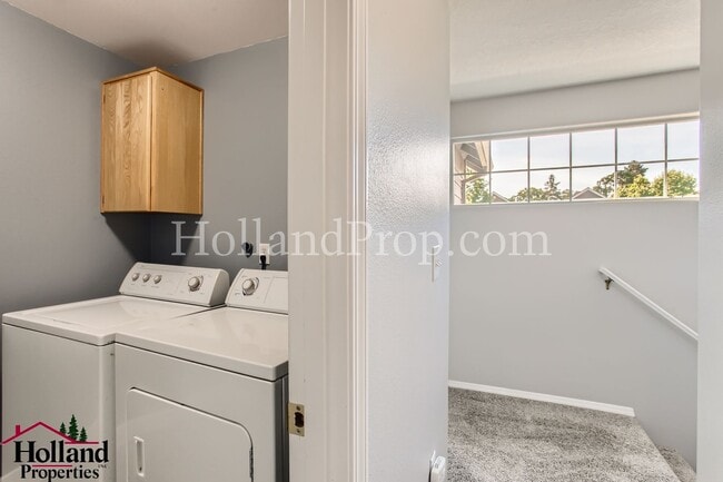Building Photo - Charming 2-Story Home with Modern Comforts...