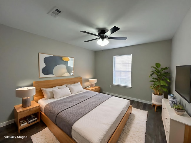 Building Photo - Duplex with Garage - Minutes from Downtown...