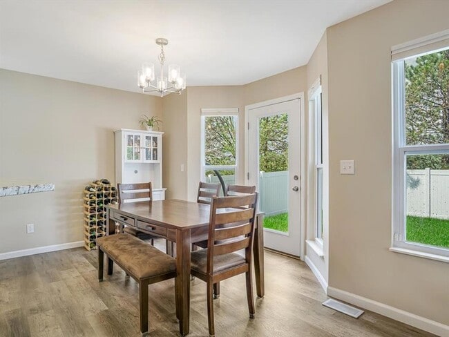 Building Photo - 1398 Orchard Lakes Cir
