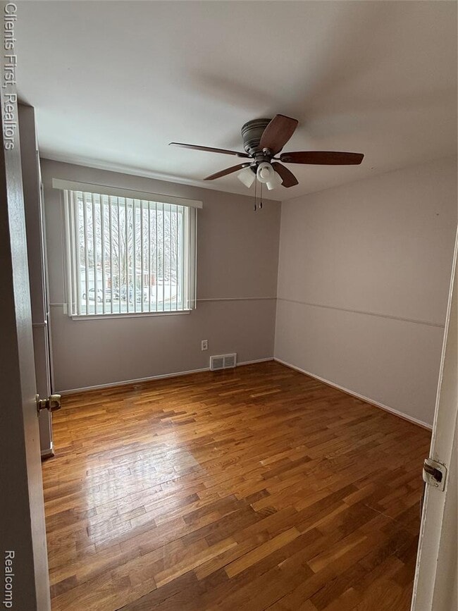 Building Photo - 11477 Aspen Dr