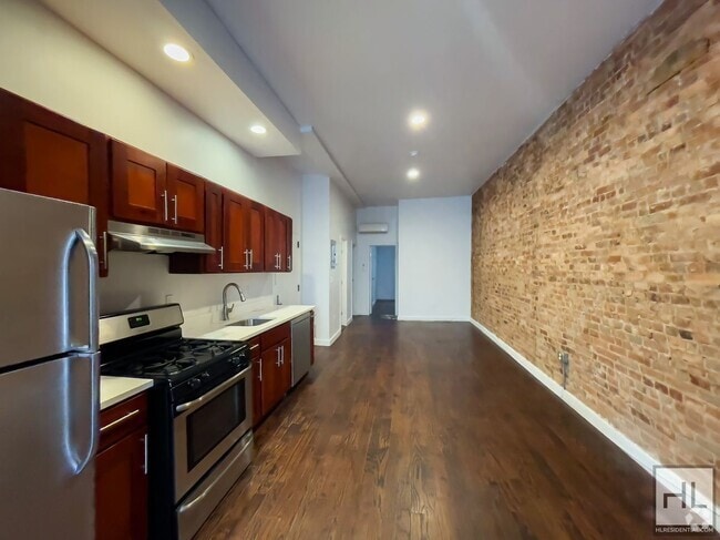 Building Photo - 308 Tompkins Ave