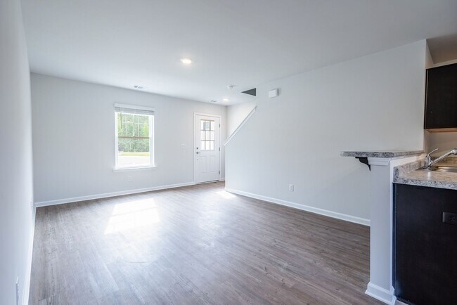 Building Photo - Oglethorpe Landing