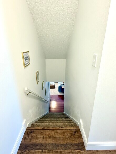 Building Photo - 11801 Foxrun Ln