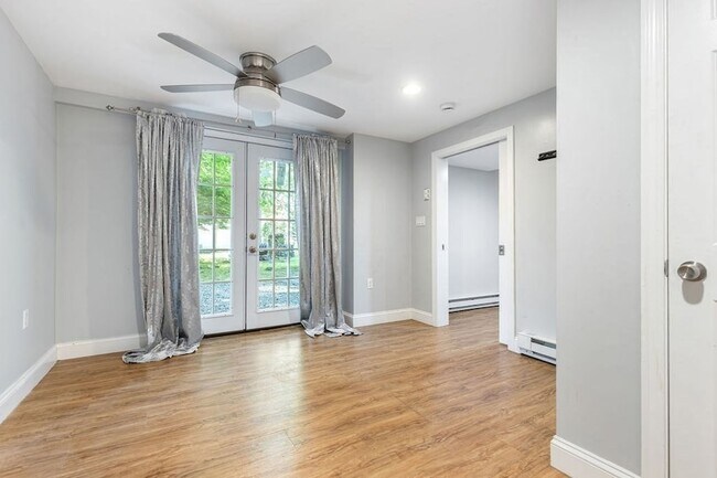 Building Photo - 36 Risley Rd