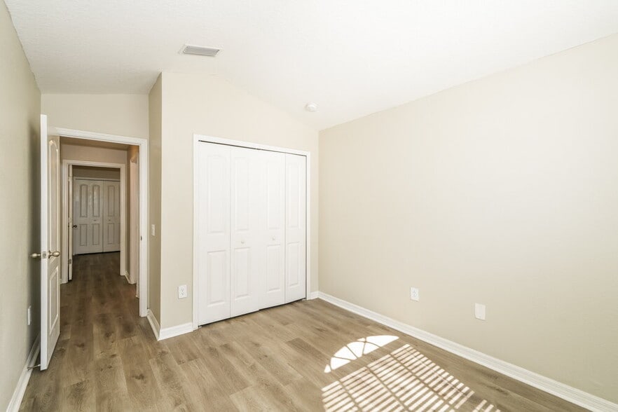 Building Photo - 6934 Waterbrook Ct