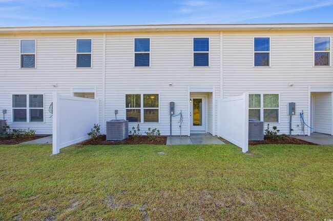 Building Photo - 322 Honeystone St