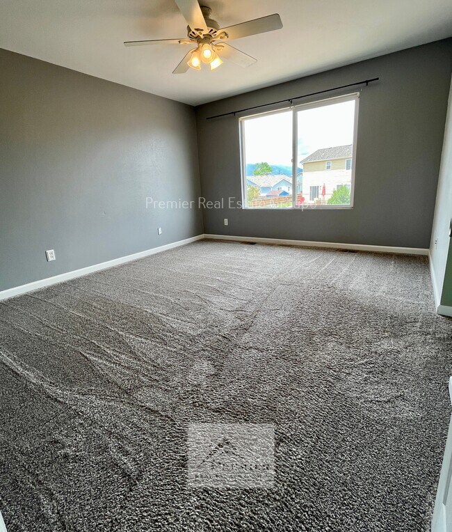 Building Photo - 7722 Barn Owl Dr