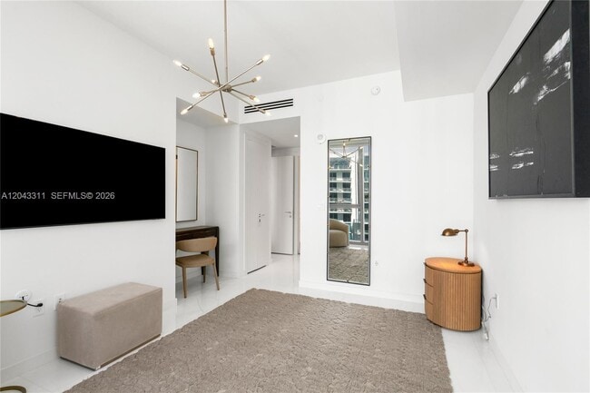 Building Photo - 300 Biscayne Blvd Way