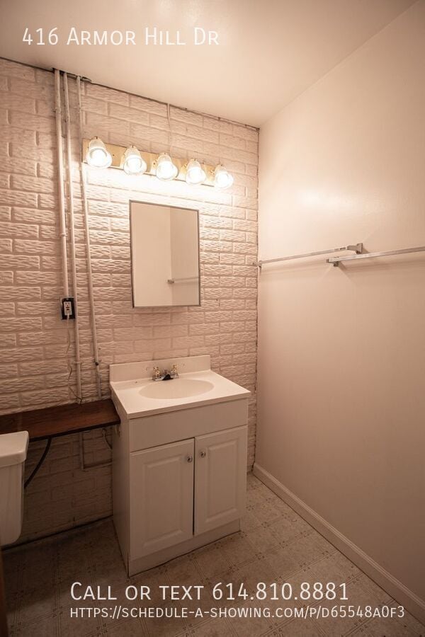 Building Photo - 416 Armor Hill Dr