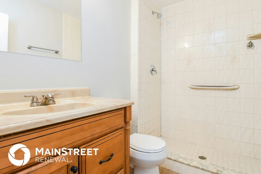 Building Photo - 6342 Brack St