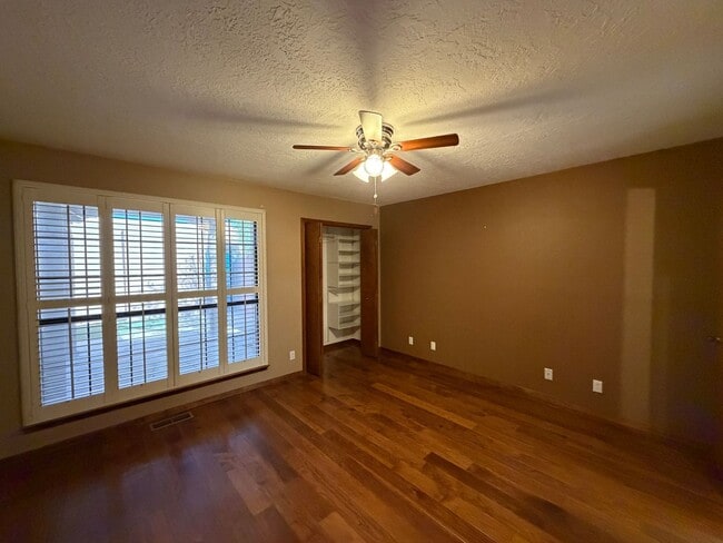 Building Photo - Beautiful Luxury 2 Bedroom Townhome Available in Corrales!