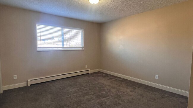 Building Photo - 4203 Forrest Hill Rd