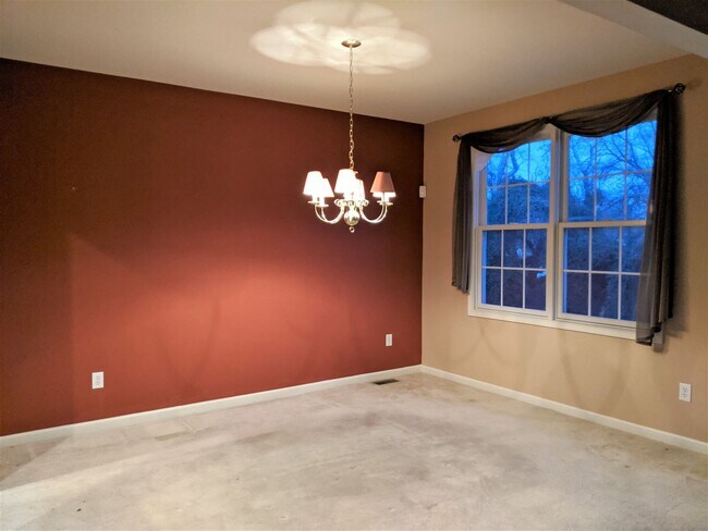 Building Photo - Perfect Townhouse Rental in Sicklerville!