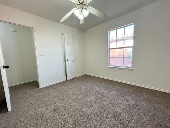 Building Photo - 1112 82nd St