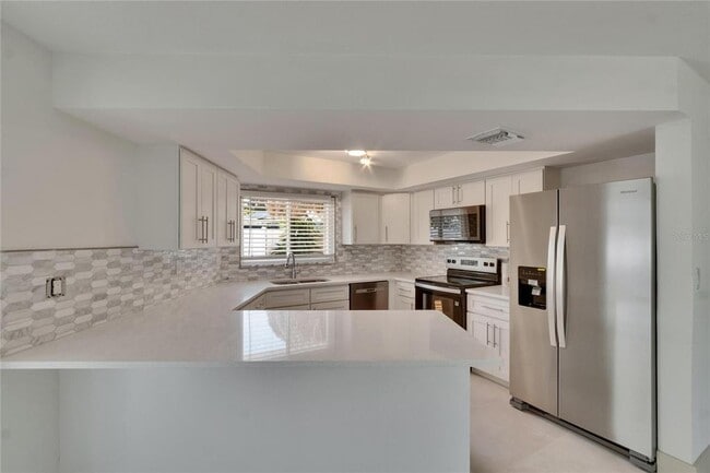 Building Photo - 1492 Sea Gull Dr S