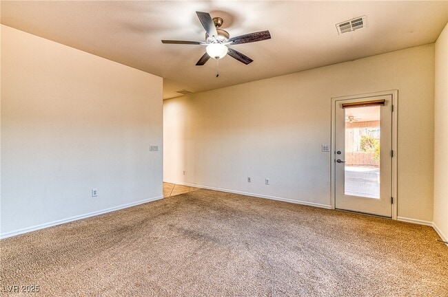 Building Photo - 2253 Laurel Heights Ln
