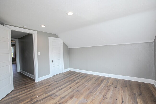 Building Photo - 4212 Tower Ave