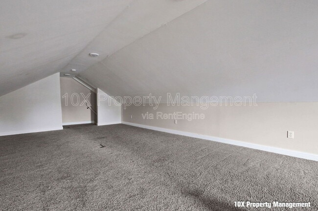 Building Photo - 917 Lockbourne Rd