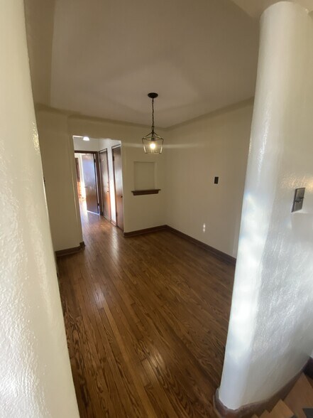 Dining Room - 5471 Loughborough Ave