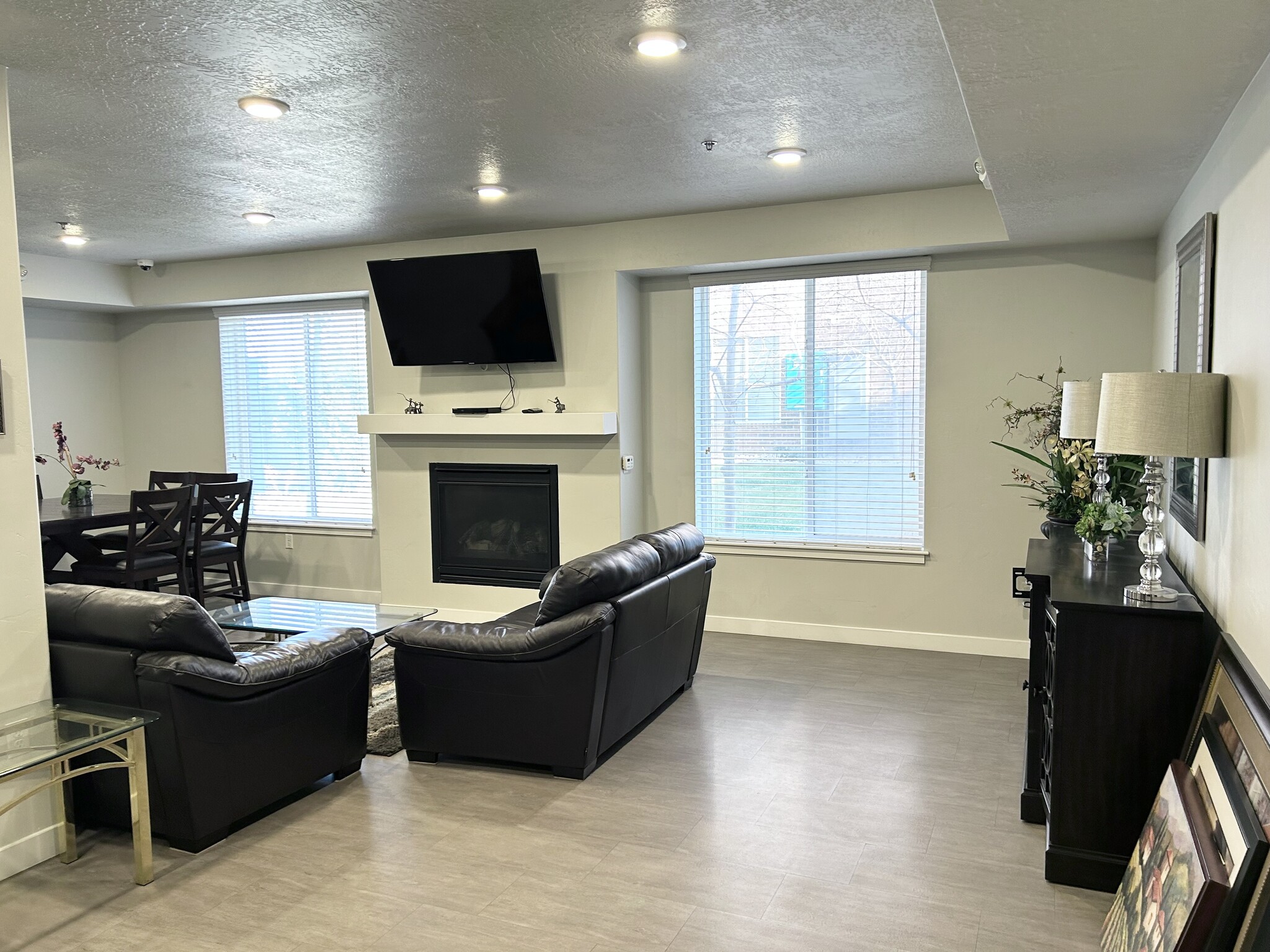 Clubhouse - 3660 S 900 E